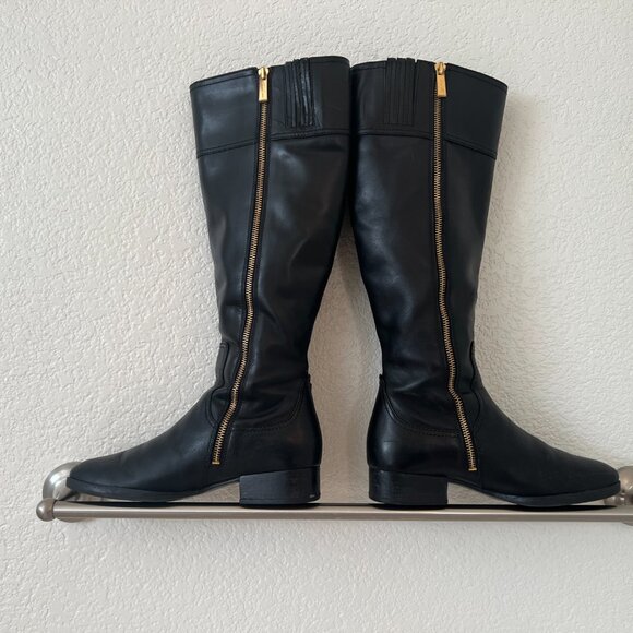 Authentic Michael Kors MK Signature boots - Picture 5 of 10